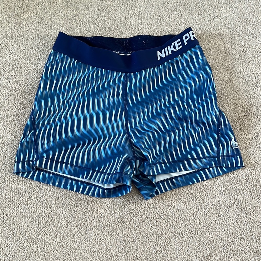 nike pro spandex - small